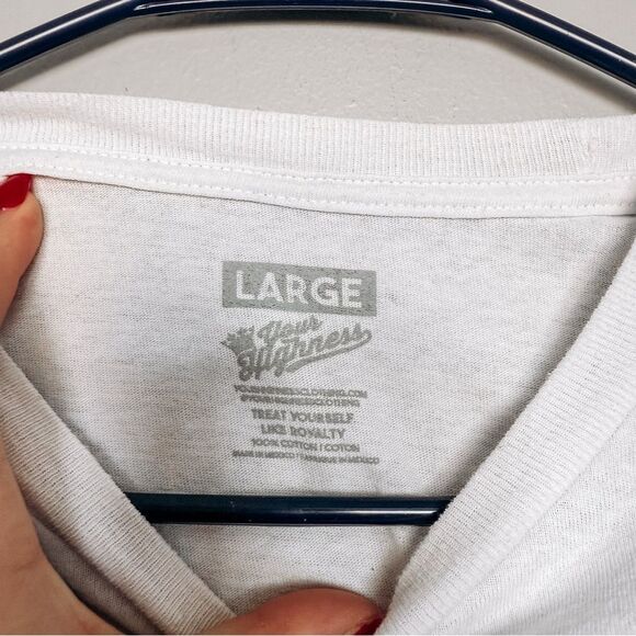 Your Highness White Crew Neck Graphic Tee Size Large - Picture 4 of 5